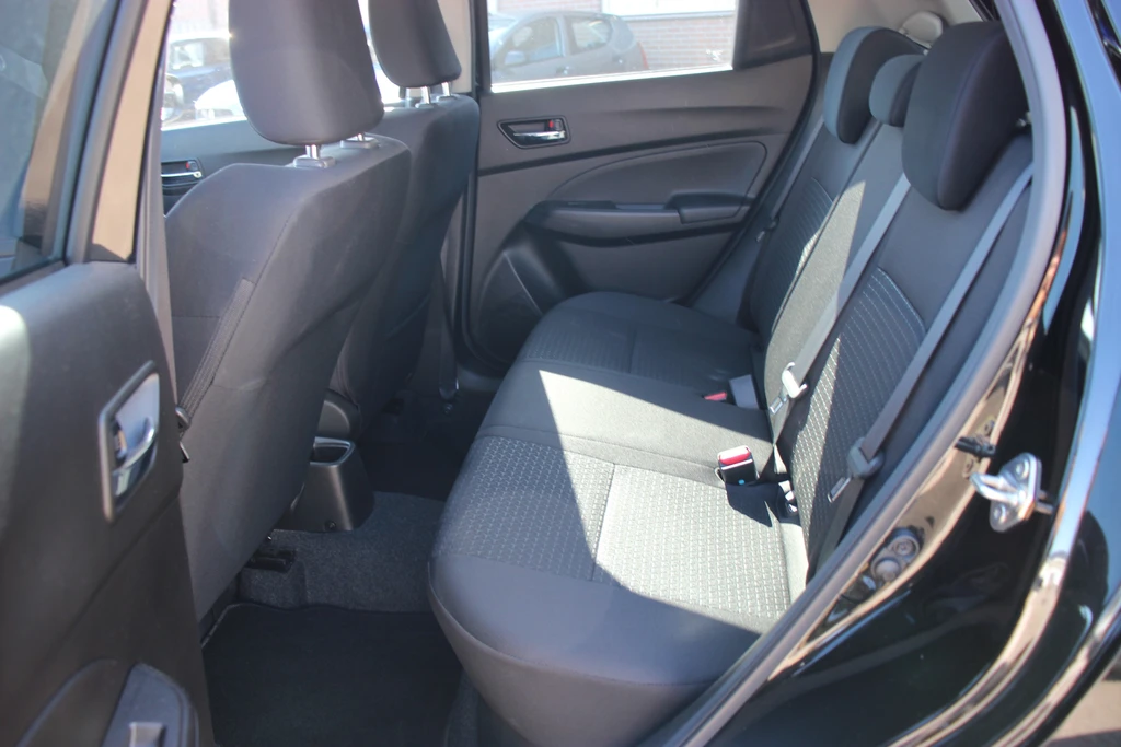 Suzuki Swift – foto 12