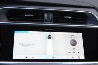 Jaguar I-PACE – thumbnail 25