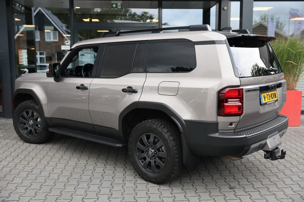 Toyota Land Cruiser – foto 4