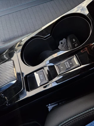 Peugeot 208 – thumbnail 24