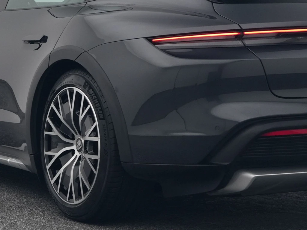Porsche Taycan – foto 28