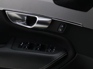 Volvo XC90 – thumbnail 13