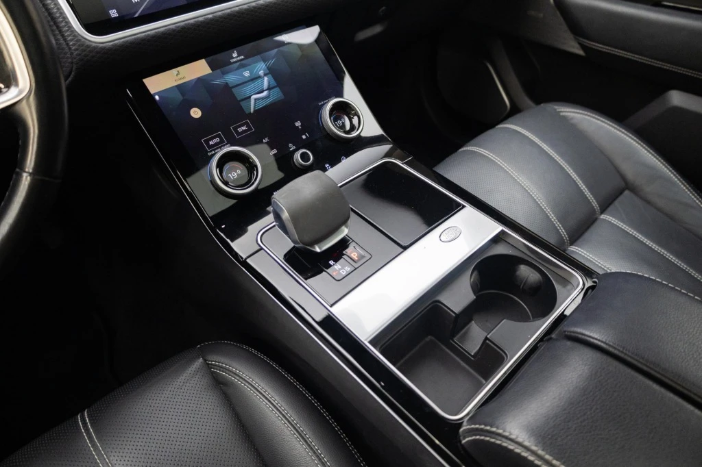 Land Rover Range Rover Velar – foto 15