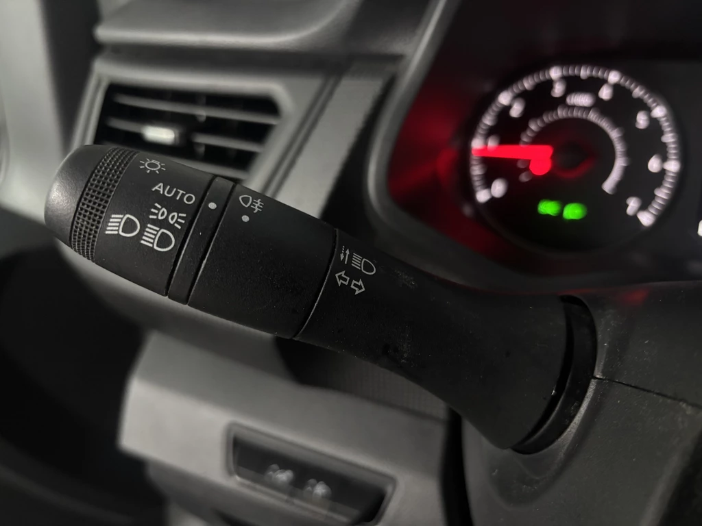 Renault Trafic – foto 16