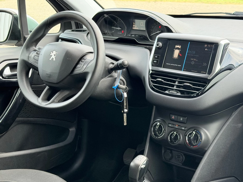 Peugeot 208 – foto 22