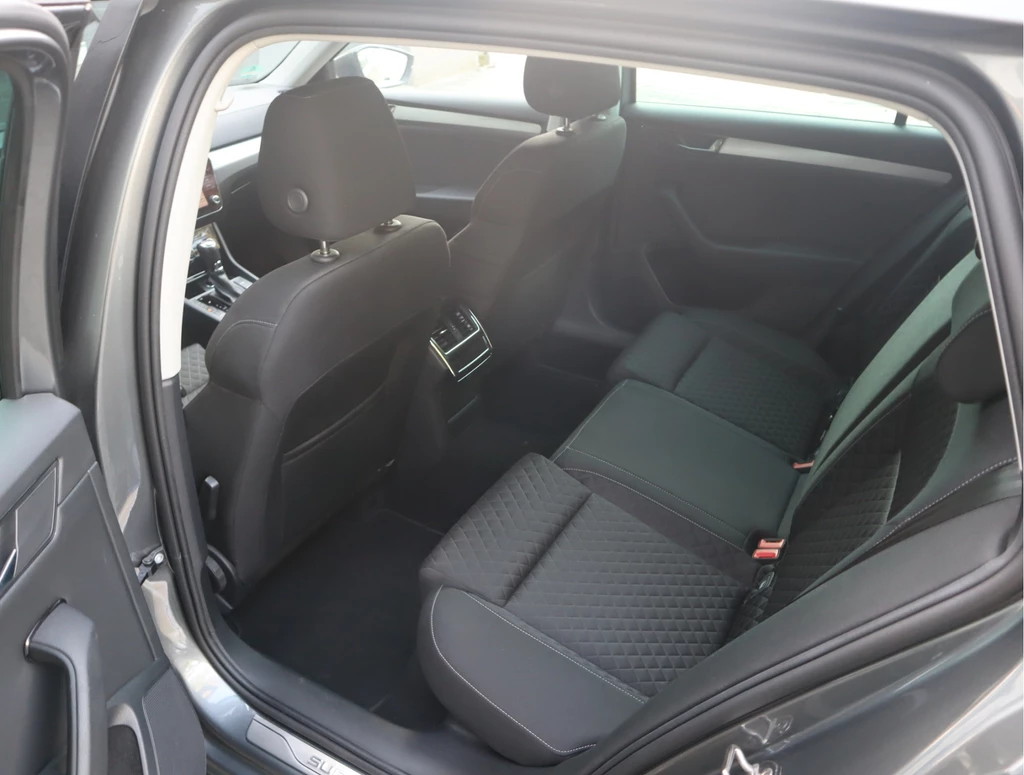 Škoda Superb – foto 20