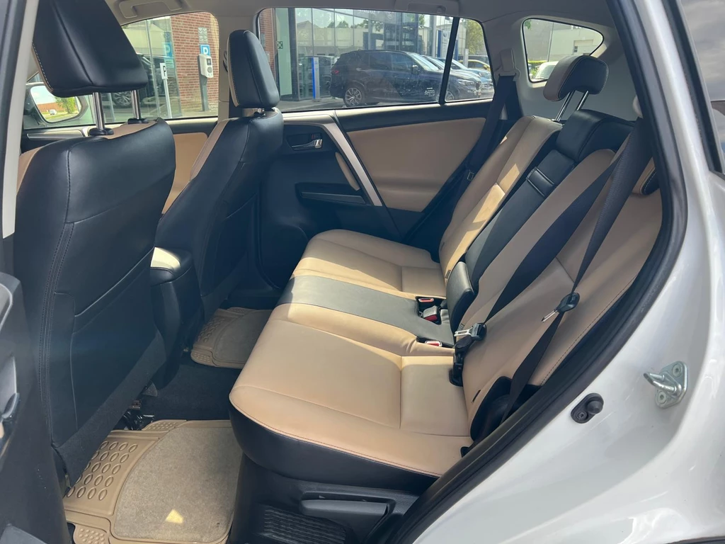 Toyota RAV4 – foto 13