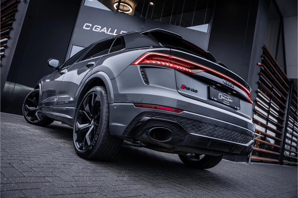 Audi RSQ8 – foto 5