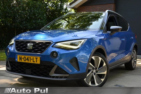 SEAT Arona 1.0 TSI FR Business Intense Navi/Pdc/Ecc/Led/Stoelverwarming/Apple Carplay/Android Auto/Achteruitrijcamera/Cr-Controle/Privacy-Glass/18-Inch Lmv/Cruise control adaptief/Virtual dashboard