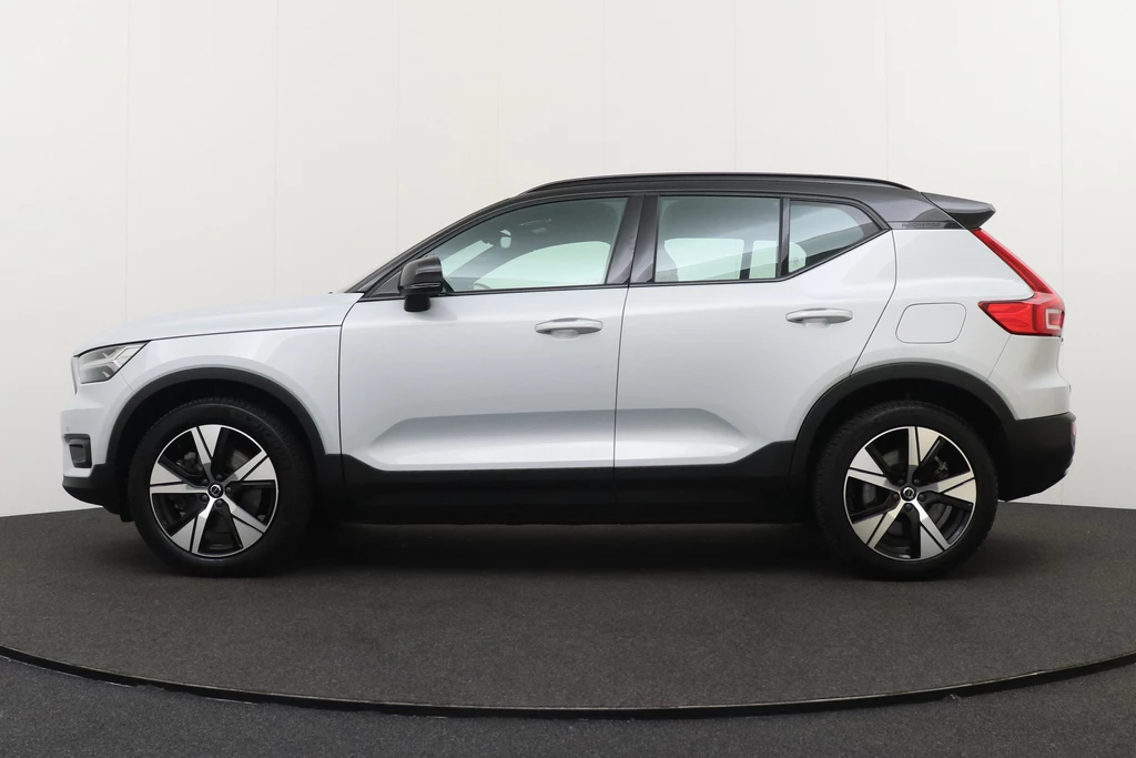 Volvo XC40 – foto 2