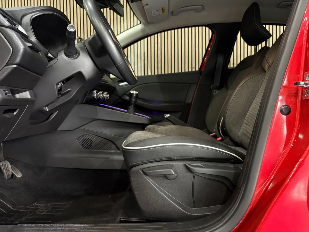 Renault Clio – foto 17