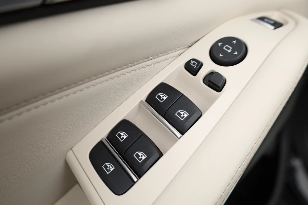 BMW X5 – foto 12