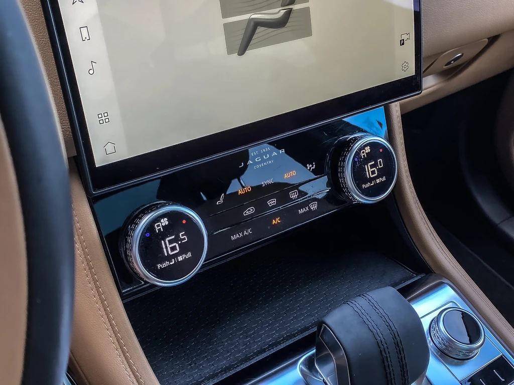 Jaguar F-PACE – foto 67