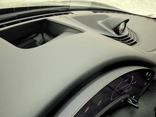 Porsche Taycan – thumbnail 17