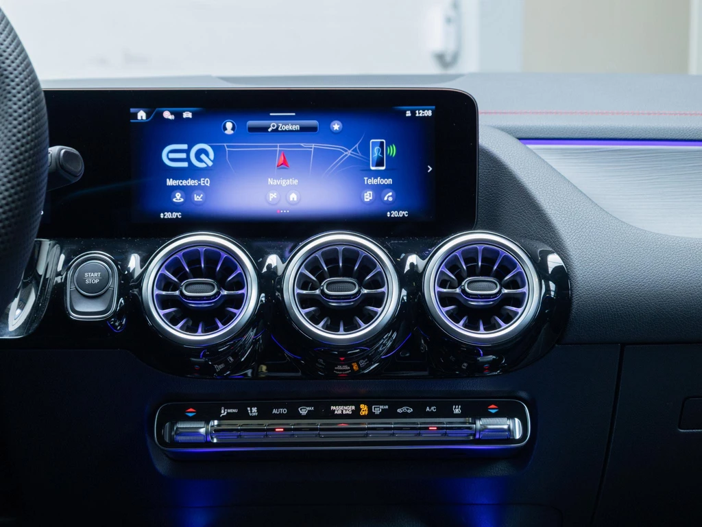 Mercedes-Benz EQA – foto 15