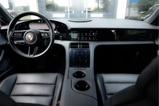 Porsche Taycan – thumbnail 10