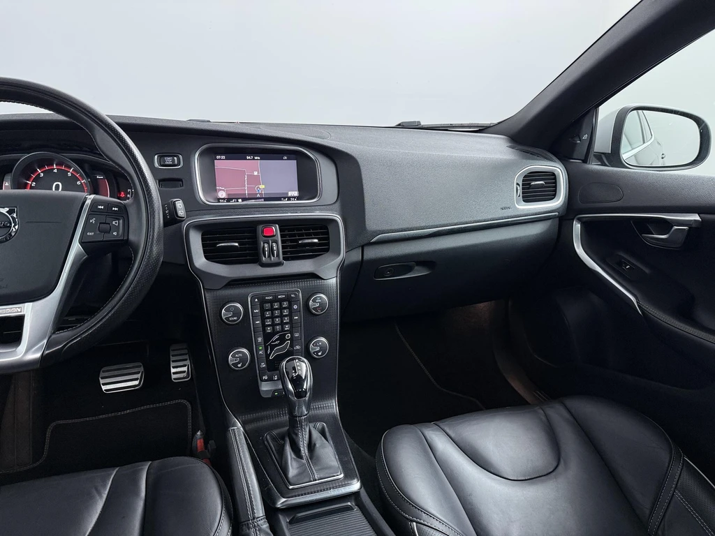 Volvo V40 – foto 34