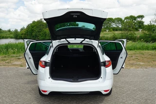 Renault Mégane Estate – thumbnail 12