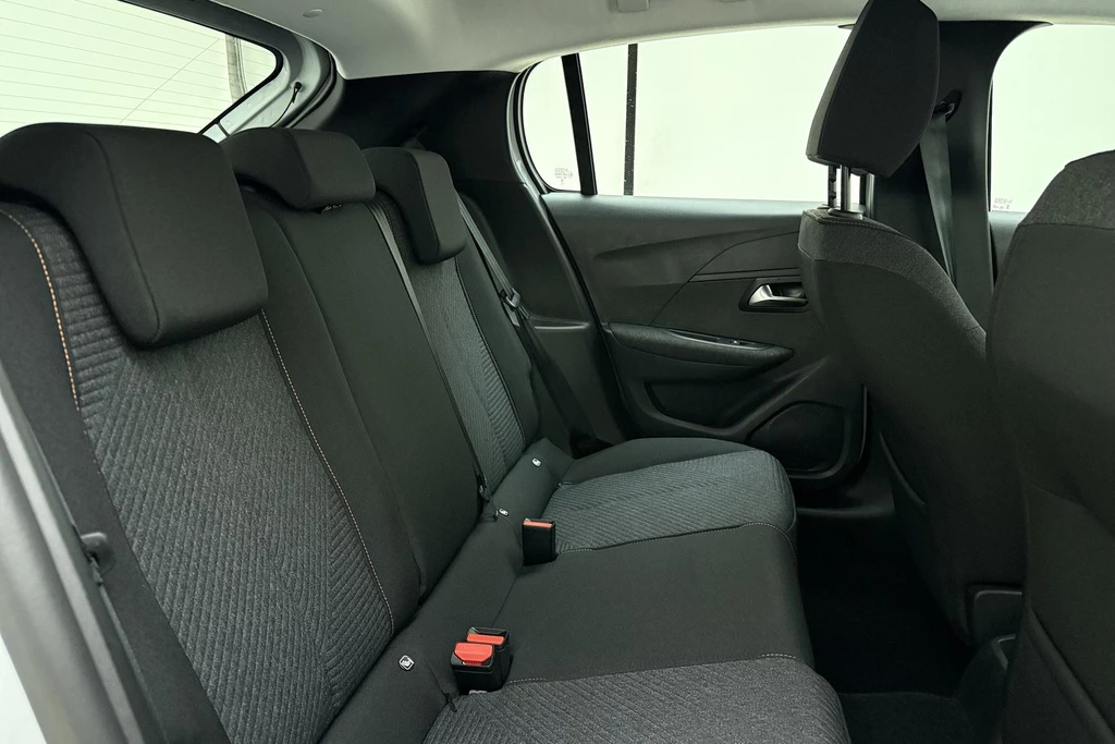 Peugeot 208 – foto 15