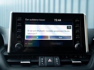 Toyota RAV4 – thumbnail 25