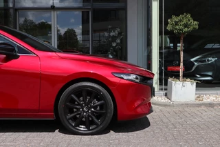 Mazda 3 – thumbnail 3