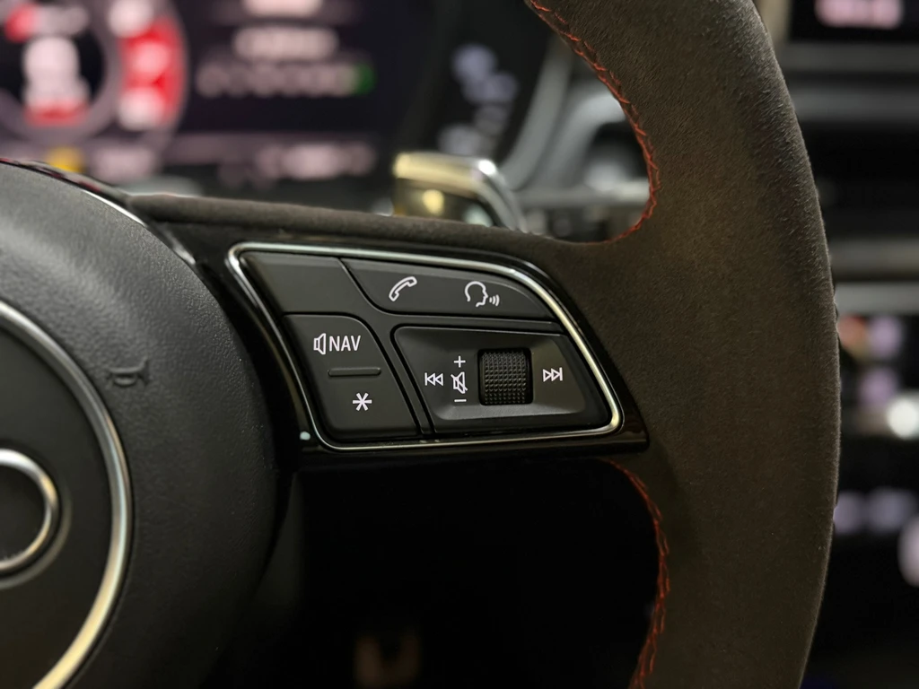 Audi RS4 – foto 12