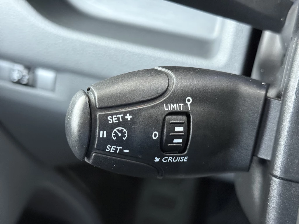 Opel Vivaro-e – foto 34