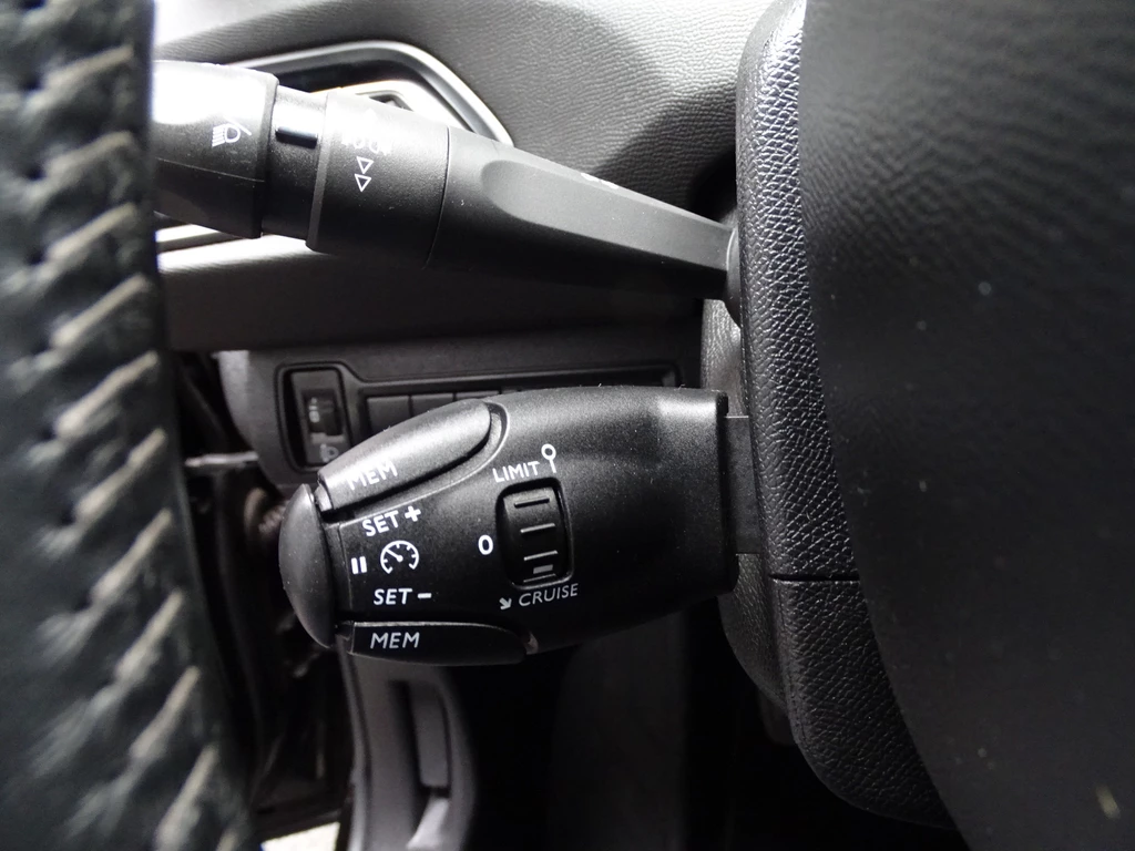 Peugeot 308 – foto 12
