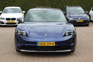 Porsche Taycan – thumbnail 8