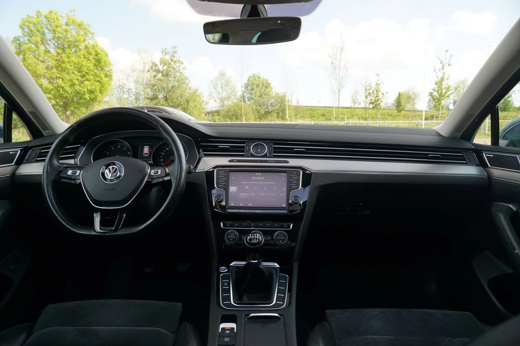 Volkswagen Passat – foto 38