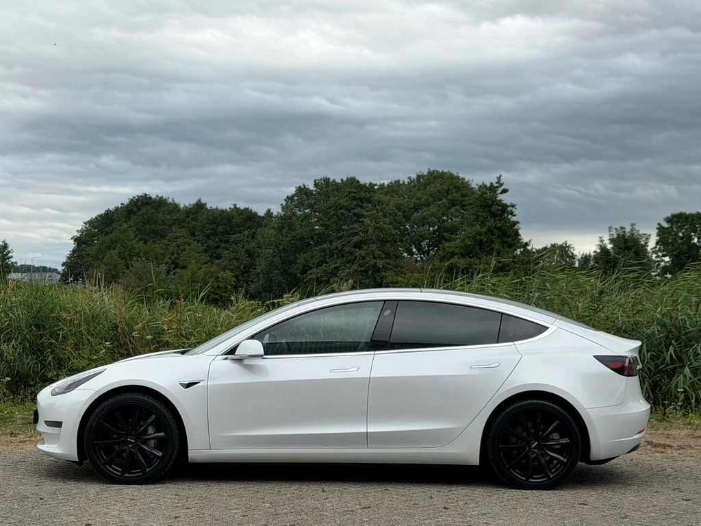 Tesla Model 3 – foto 4