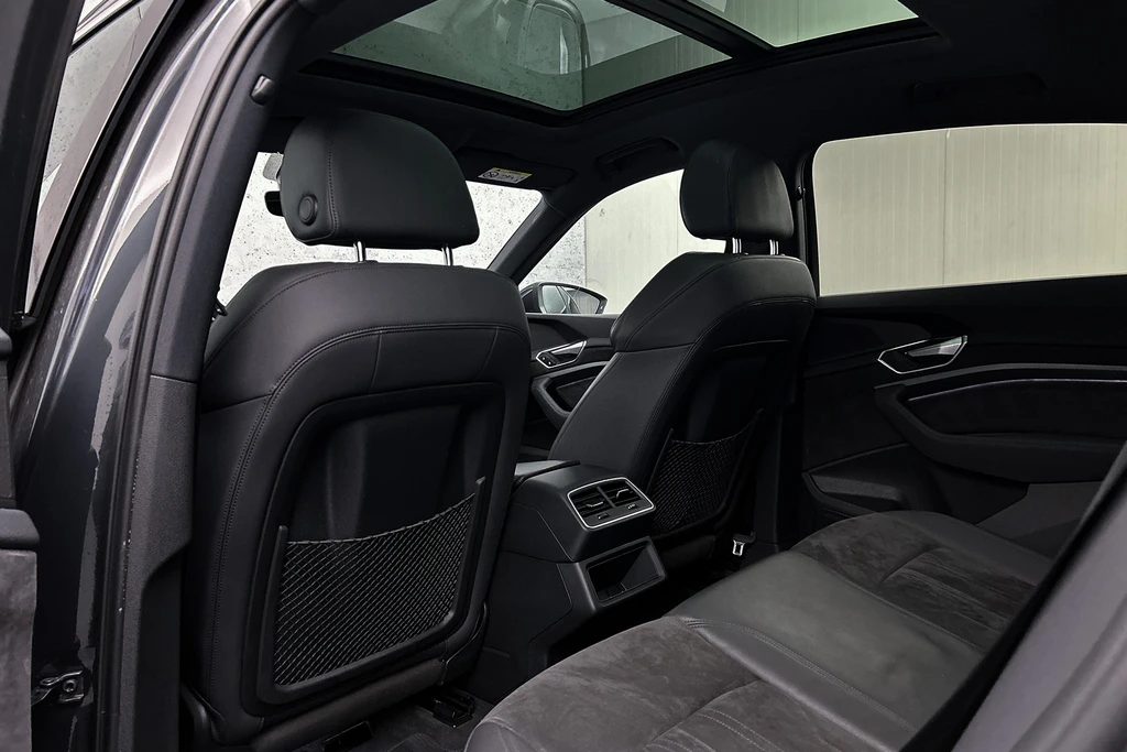 Audi e-tron – foto 18