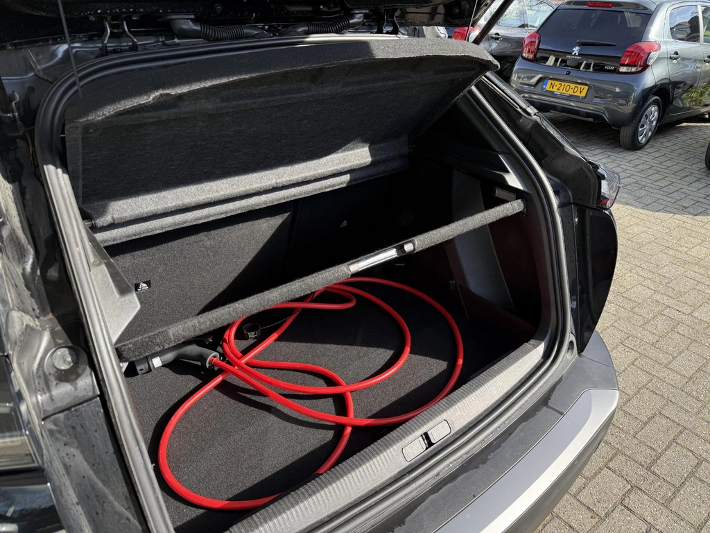 Peugeot e-2008 – foto 11
