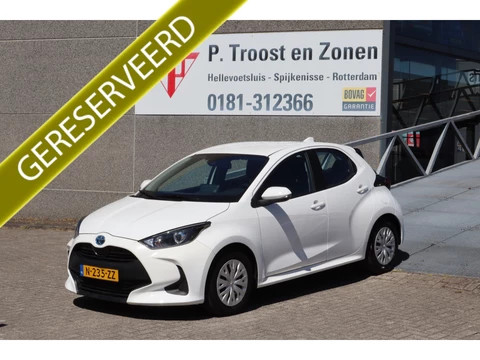 Toyota Yaris 1.5 Hybrid Active Dealeronderhouden! Orig. NL Achteruitrijcamera/Apple carplay/Adaptieve Cruise control/Lane assist/Climate control/DAB/Bluetooth
