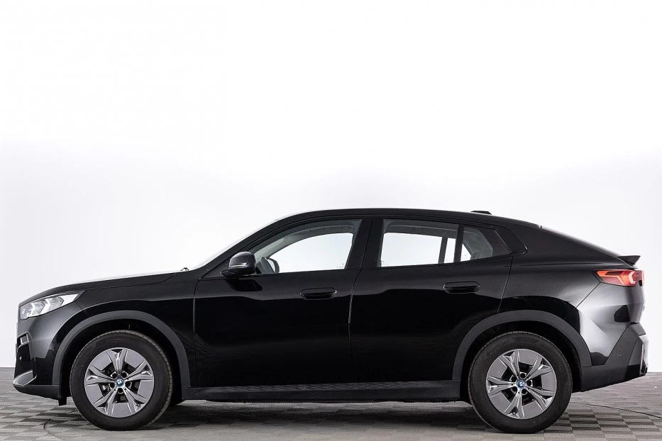 BMW iX2 – foto 2