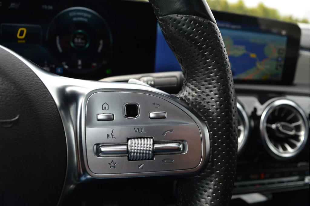 Mercedes-Benz CLA – foto 18