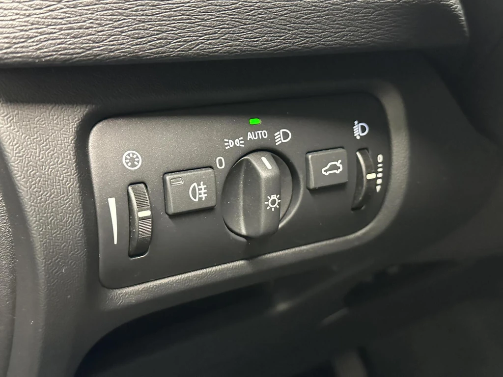 Volvo V40 – foto 14