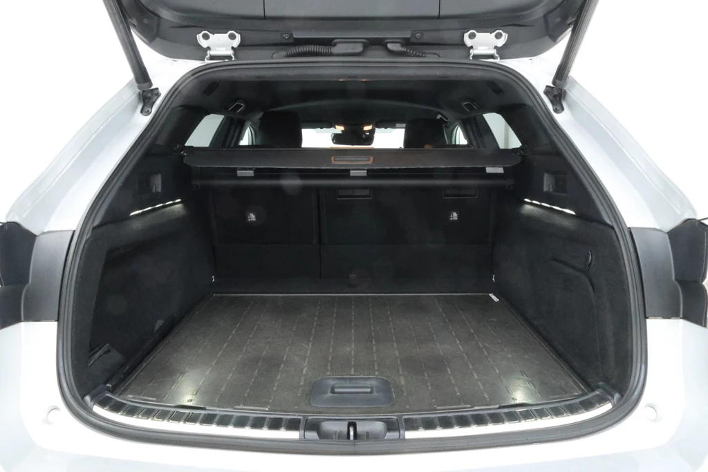 Toyota Corolla Touring Sports – foto 14