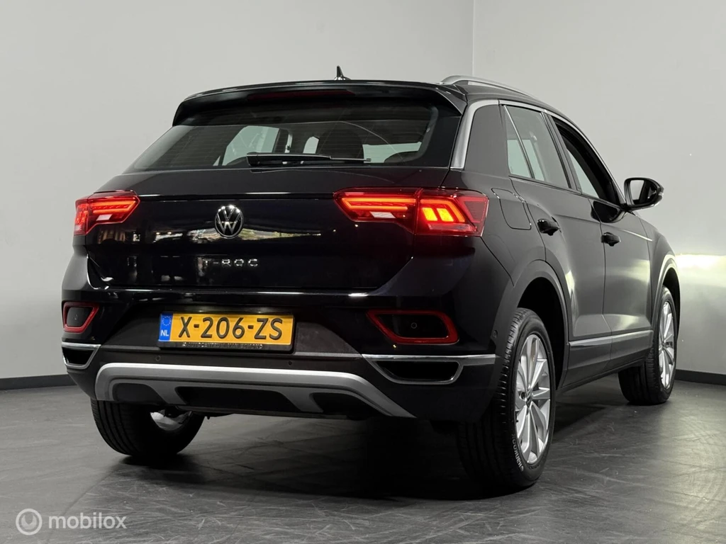 Volkswagen T-Roc – foto 12