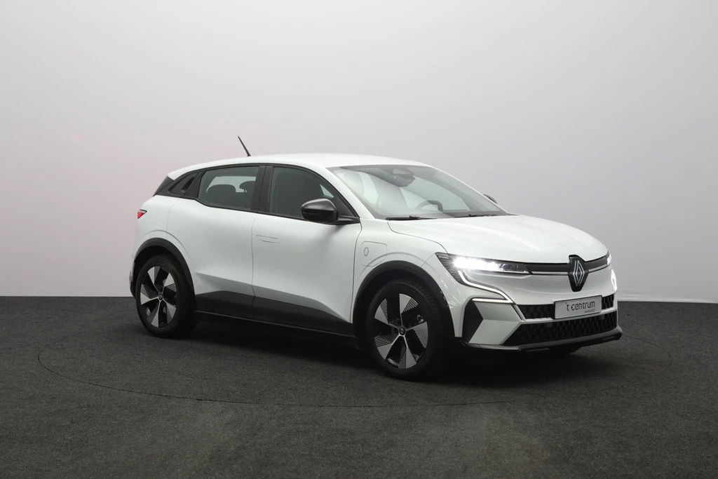 Renault Megane E-Tech – foto 8