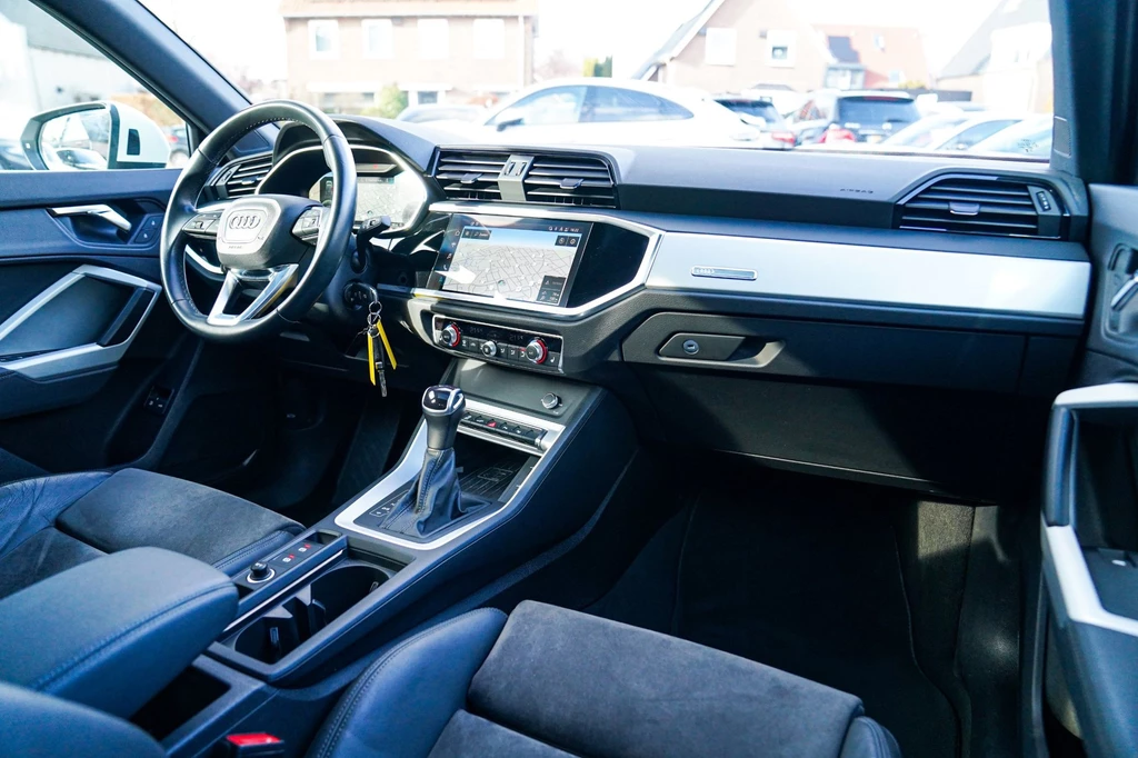 Audi Q3 – foto 17