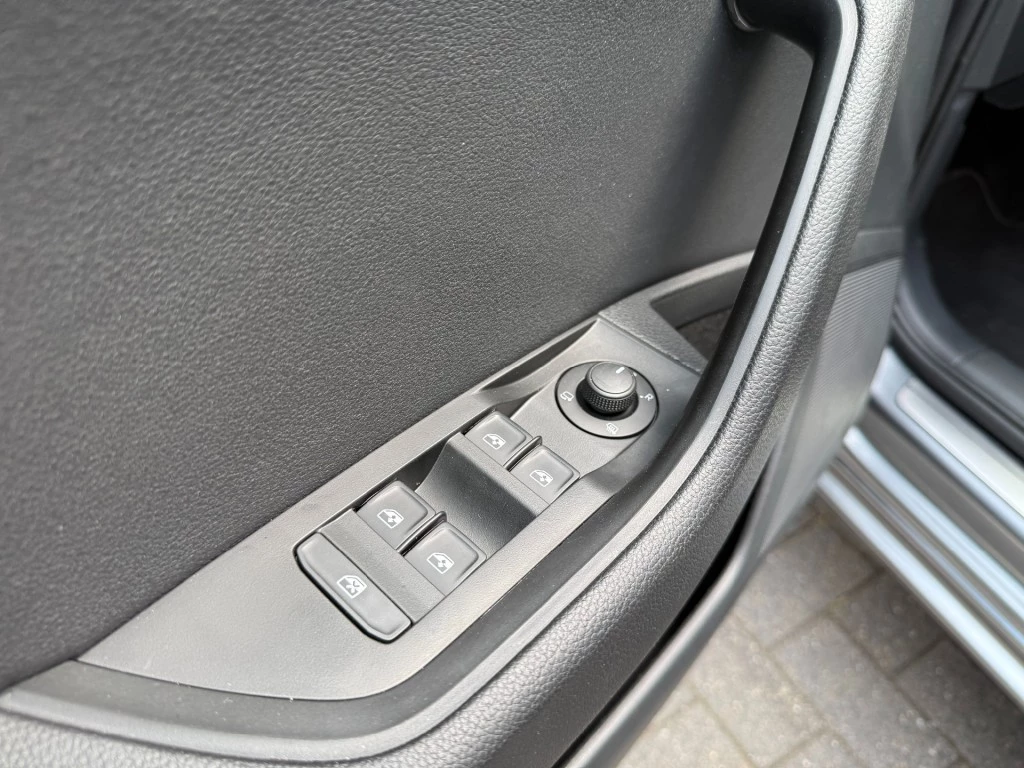 Škoda Superb – foto 15