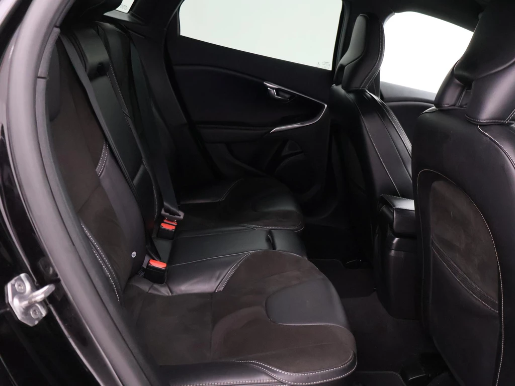 Volvo V40 – foto 11