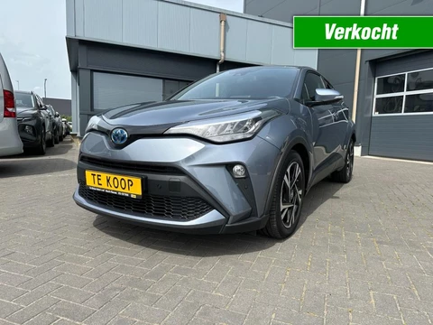 Toyota C-HR 1.8 Hybrid Aut. Dynamic Navi. camera 13000 KM !!!