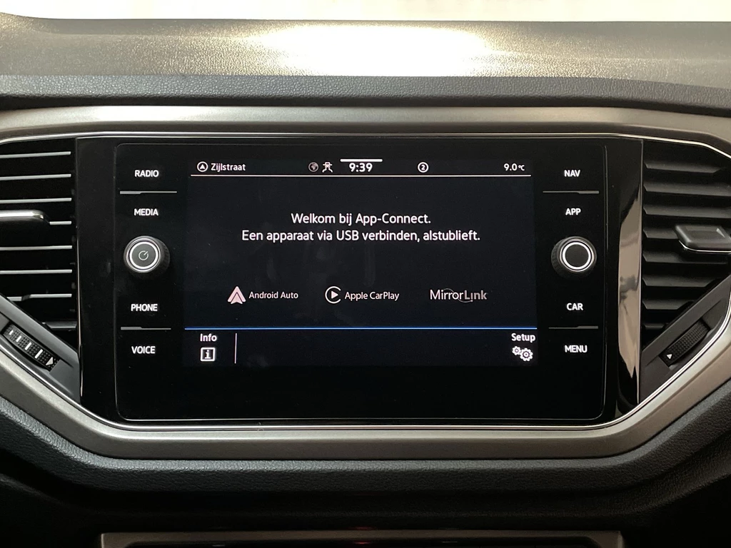 Volkswagen T-Roc – foto 15