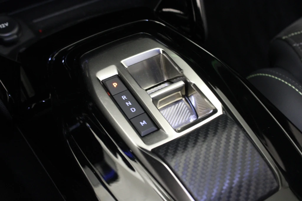 Peugeot 208 – foto 18