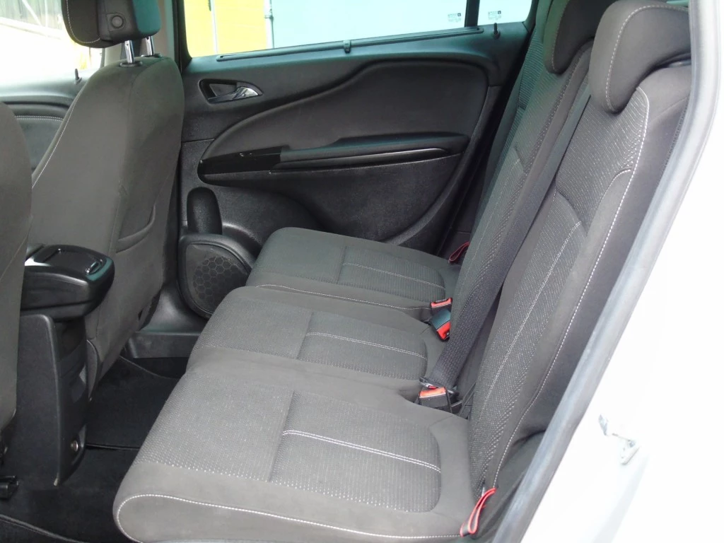 Opel Zafira – foto 9