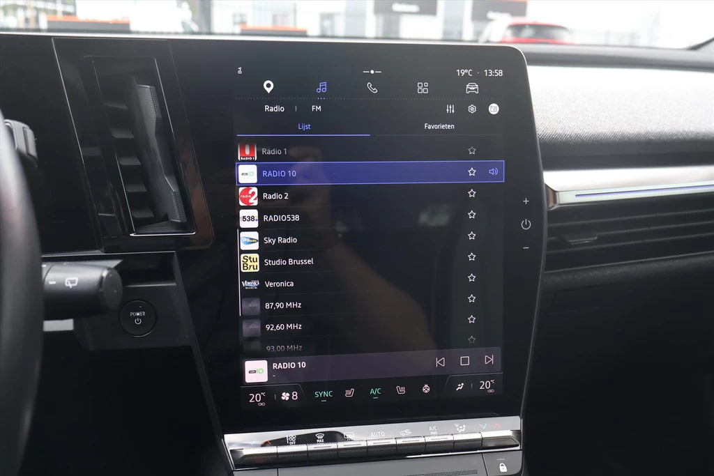 Renault Megane E-Tech – foto 29