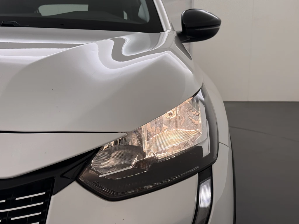 Peugeot e-208 – foto 23
