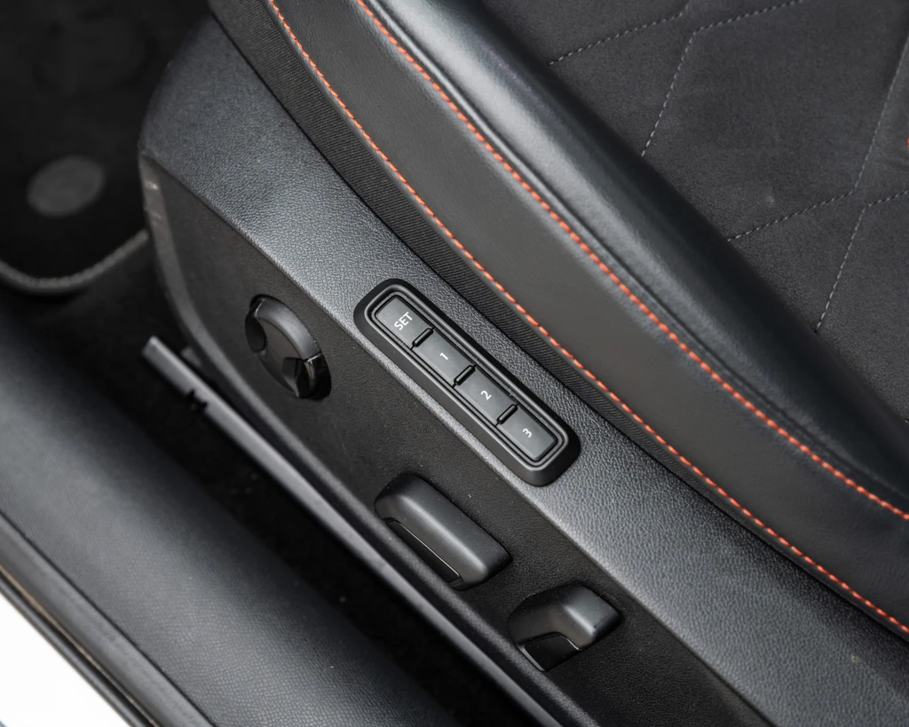 SEAT Leon – foto 30